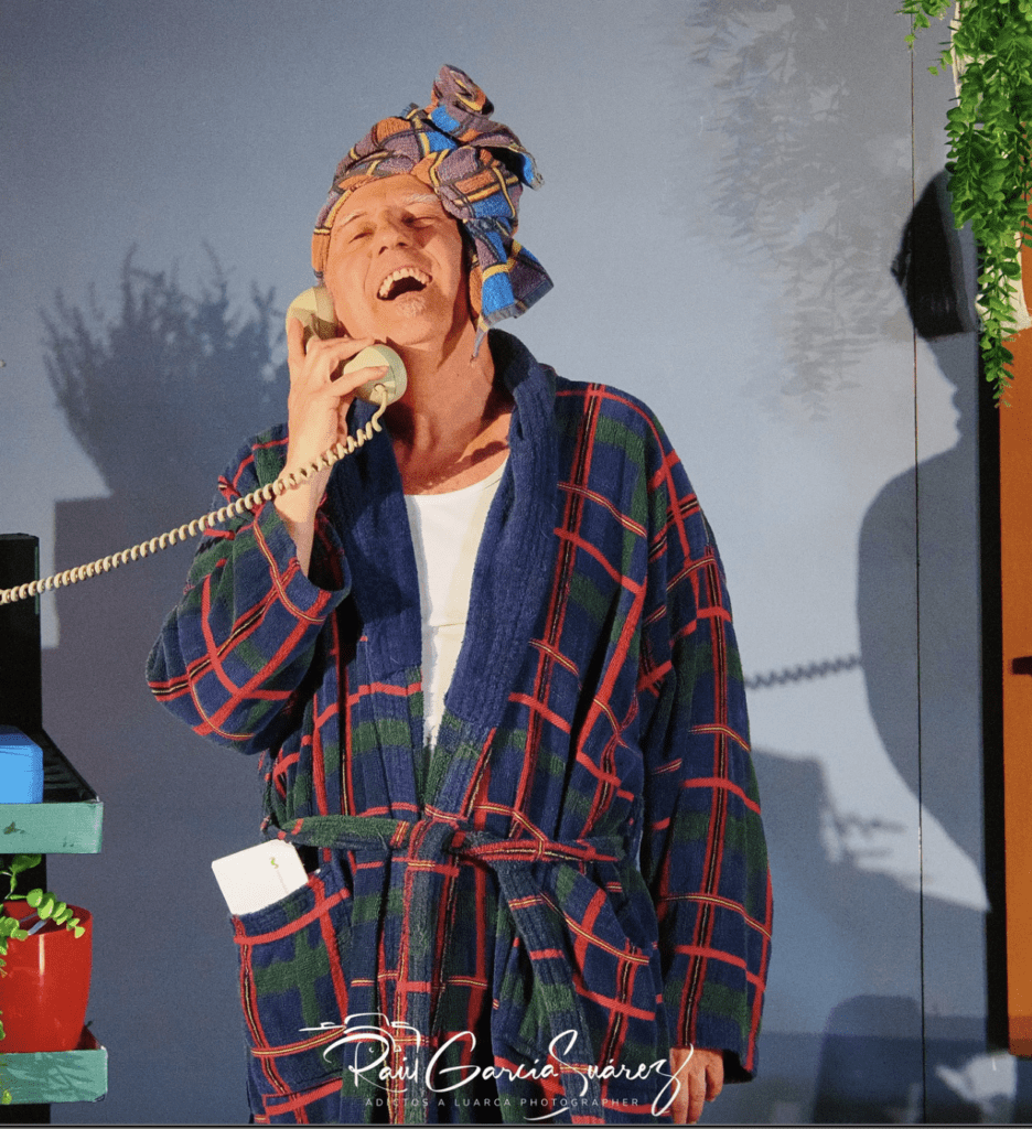 PERSONAJE DE JACINTO DE LA OBRA "LILA LA LÍA"